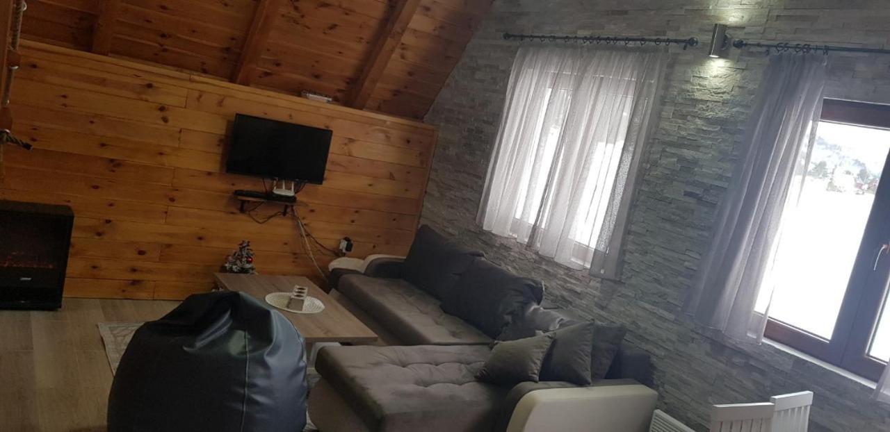 Family Home Mikovic Žabljak Εξωτερικό φωτογραφία
